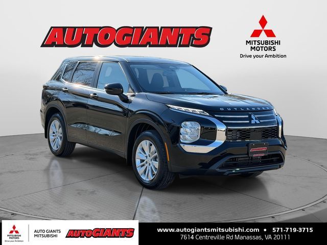 2026 Mitsubishi Outlander ES