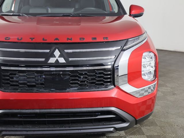 2026 Mitsubishi Outlander ES