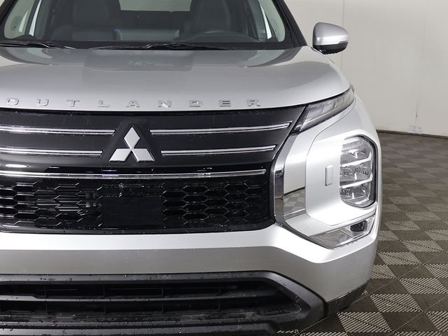 2026 Mitsubishi Outlander ES