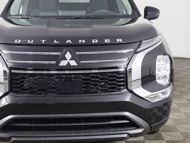 2026 Mitsubishi Outlander ES