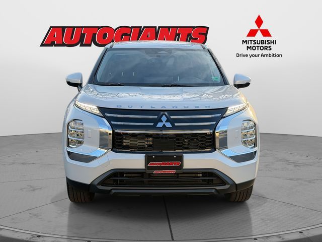 2026 Mitsubishi Outlander ES