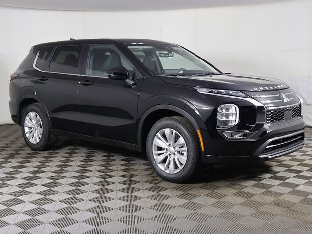 2026 Mitsubishi Outlander ES