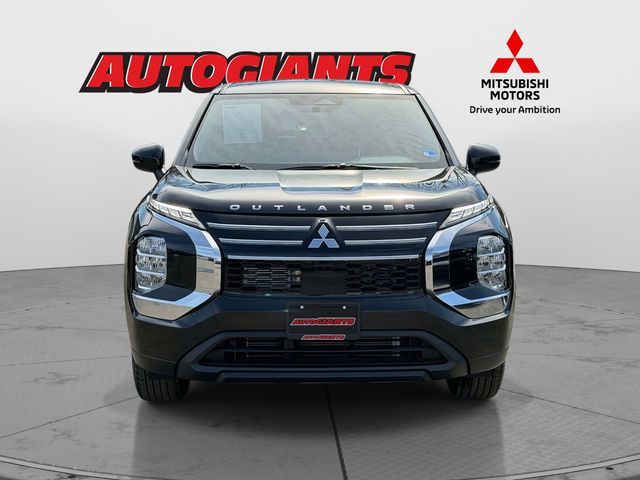 2026 Mitsubishi Outlander ES