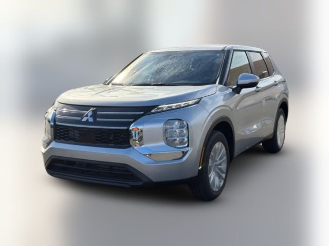 2026 Mitsubishi Outlander ES