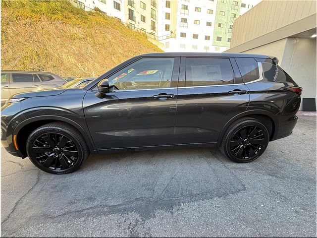 2026 Mitsubishi Outlander LE