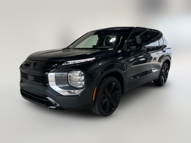 2026 Mitsubishi Outlander LE