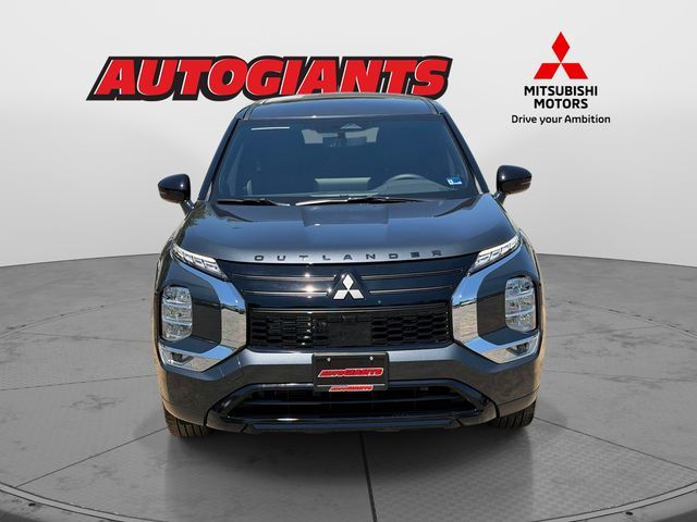 2026 Mitsubishi Outlander LE