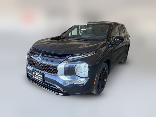 2026 Mitsubishi Outlander LE