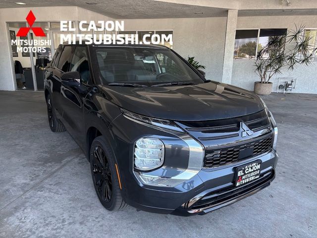 2026 Mitsubishi Outlander LE
