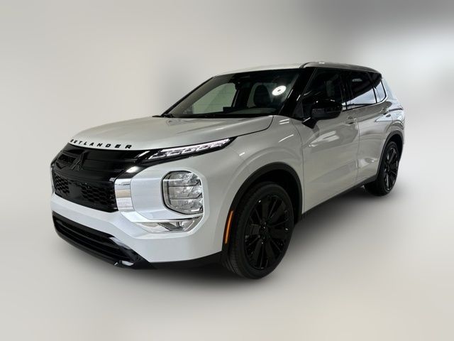 2026 Mitsubishi Outlander LE