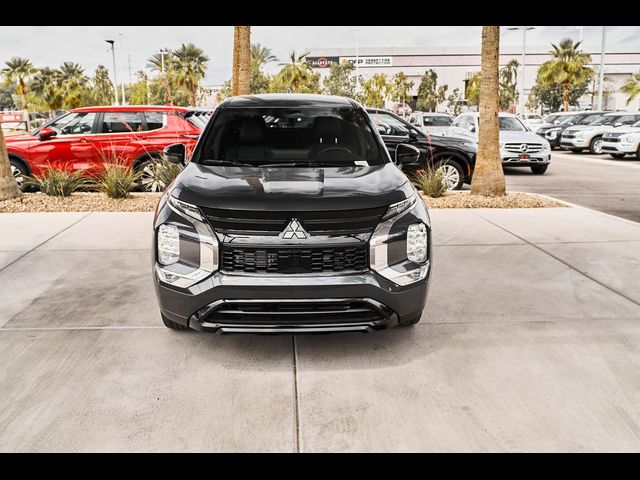 2026 Mitsubishi Outlander LE