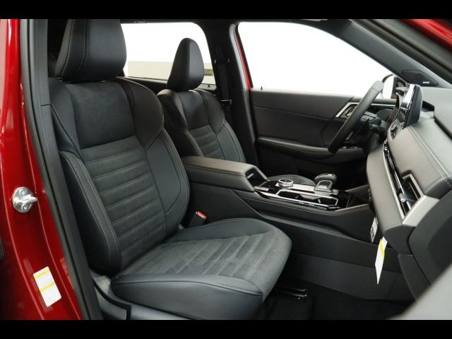 2026 Mitsubishi Outlander LE
