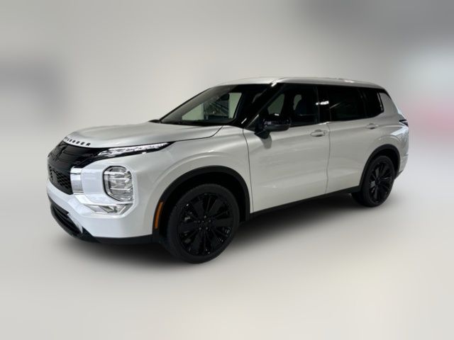 2026 Mitsubishi Outlander LE