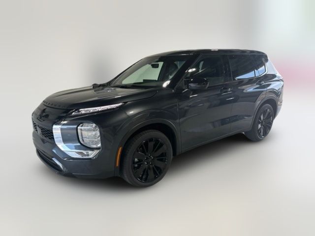2026 Mitsubishi Outlander LE