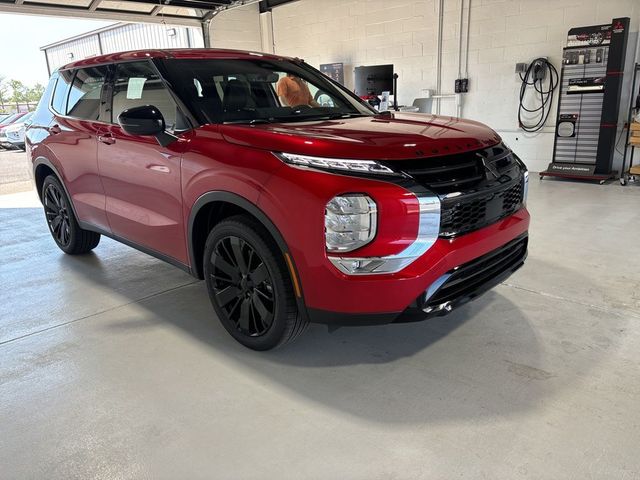 2026 Mitsubishi Outlander LE
