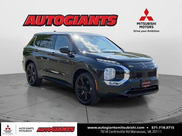 2026 Mitsubishi Outlander LE