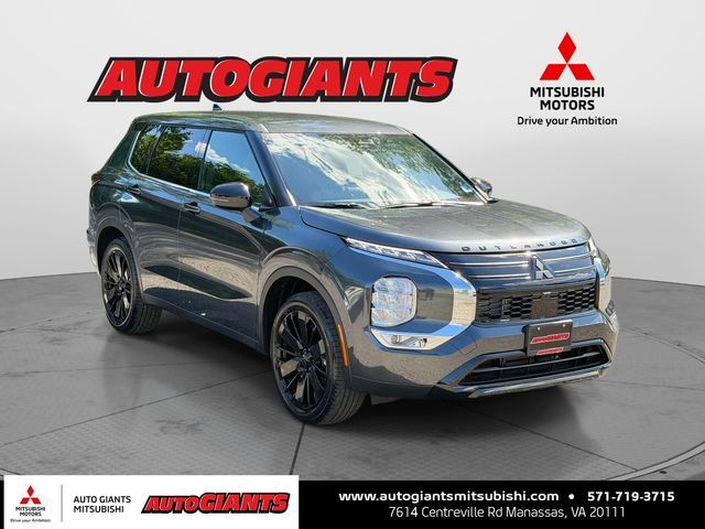 2026 Mitsubishi Outlander LE