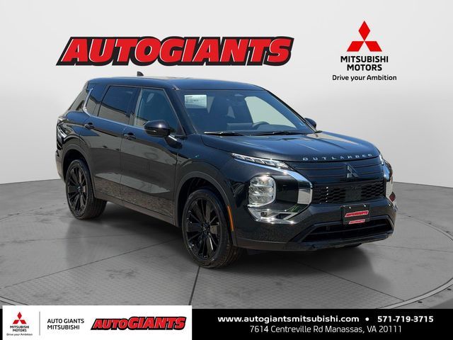 2026 Mitsubishi Outlander LE