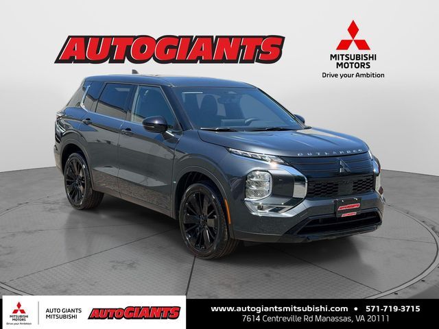 2026 Mitsubishi Outlander LE