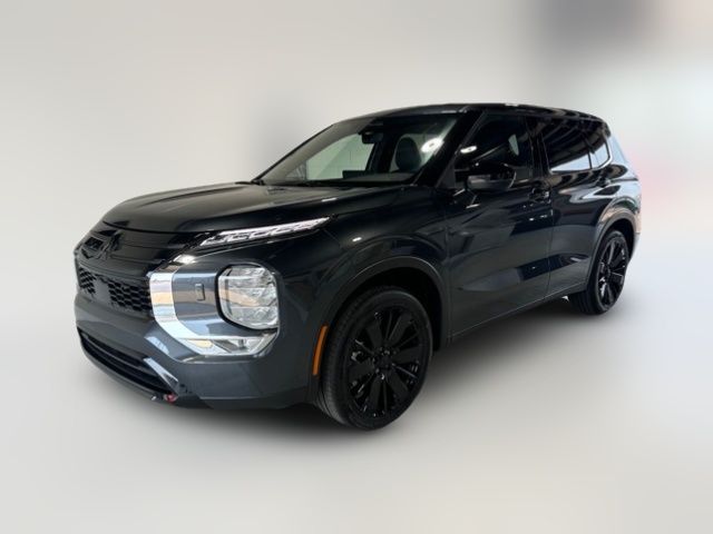 2026 Mitsubishi Outlander LE