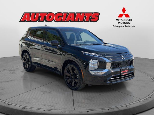 2026 Mitsubishi Outlander LE
