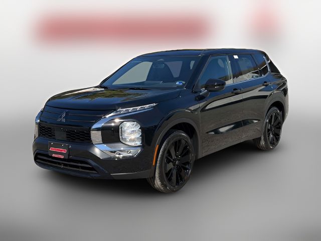 2026 Mitsubishi Outlander LE
