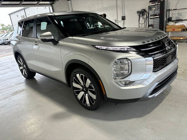 2026 Mitsubishi Outlander SE