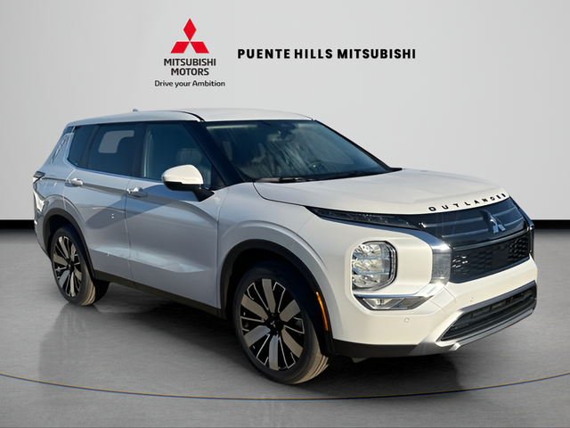 2026 Mitsubishi Outlander SE