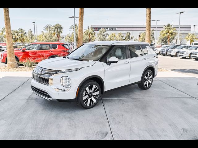 2026 Mitsubishi Outlander SE