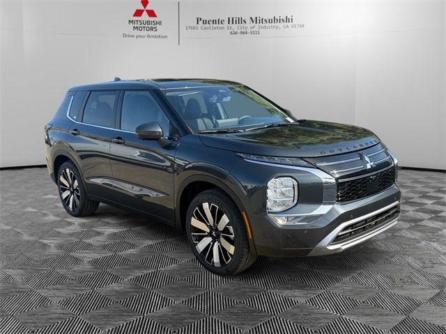 2026 Mitsubishi Outlander SE