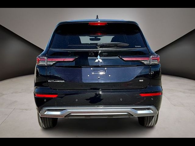 2026 Mitsubishi Outlander SE