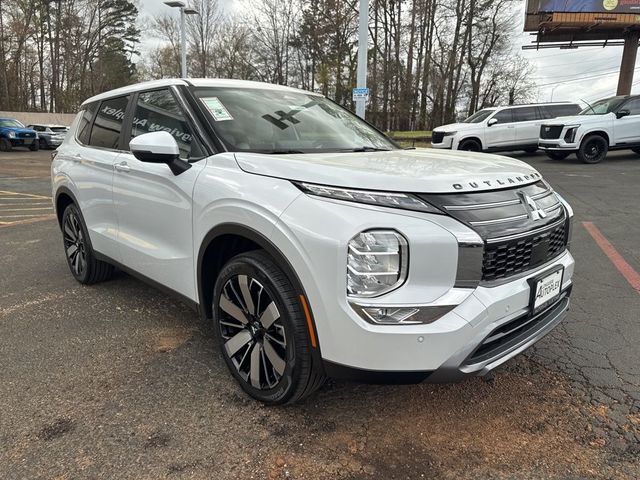 2026 Mitsubishi Outlander SE