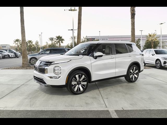 2026 Mitsubishi Outlander SE