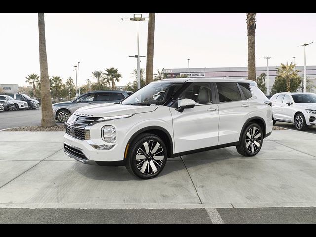 2026 Mitsubishi Outlander SE