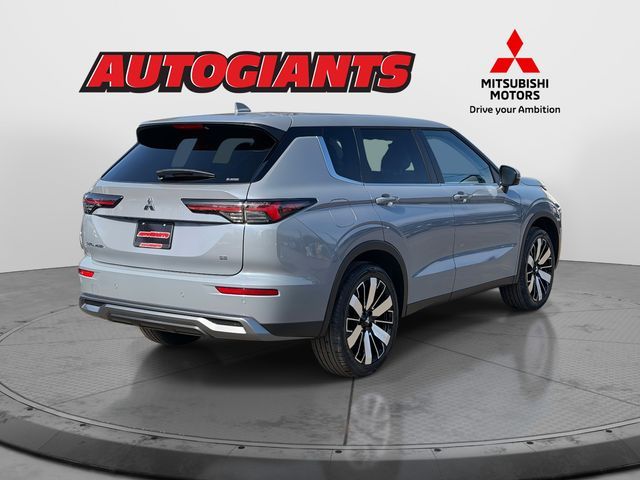 2026 Mitsubishi Outlander SE