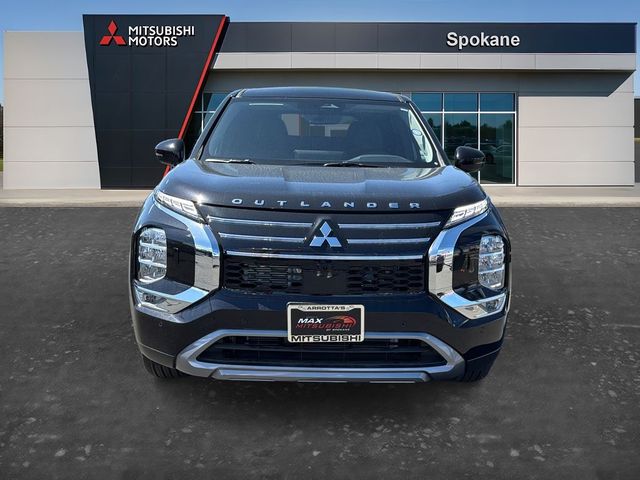 2026 Mitsubishi Outlander LE