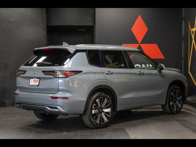 2026 Mitsubishi Outlander SEL