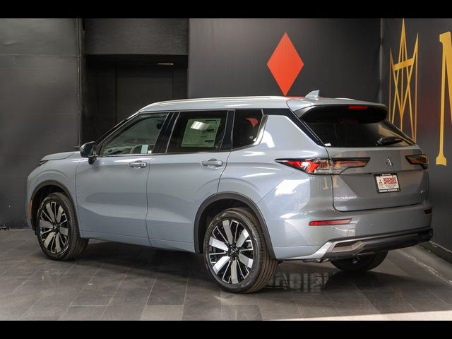 2026 Mitsubishi Outlander SEL