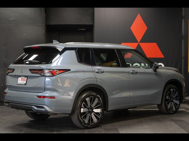 2026 Mitsubishi Outlander SEL