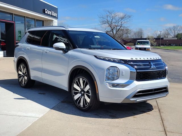 2026 Mitsubishi Outlander SEL