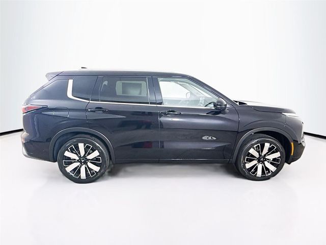 2026 Mitsubishi Outlander SEL