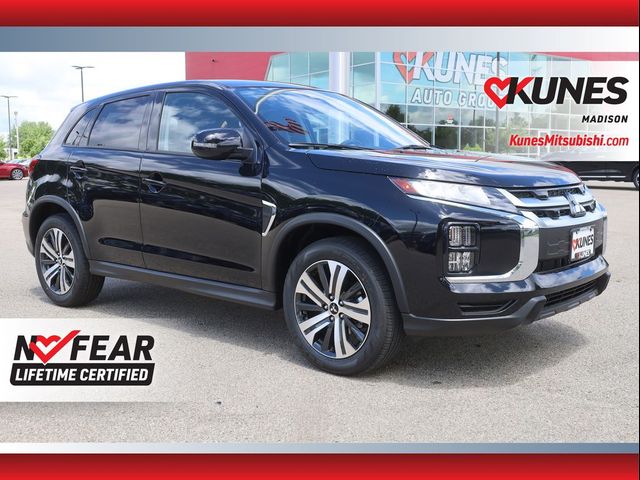 2026 Mitsubishi Outlander Sport SE