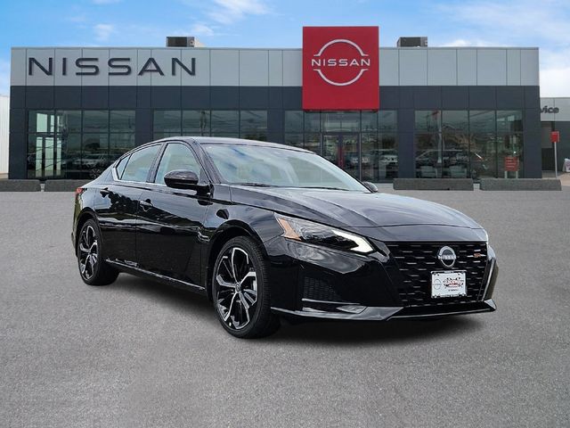 2026 Nissan Altima SR