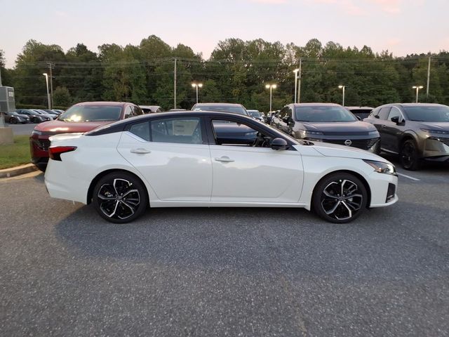 2026 Nissan Altima SR