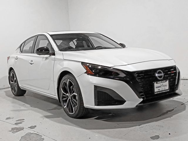 2026 Nissan Altima SR