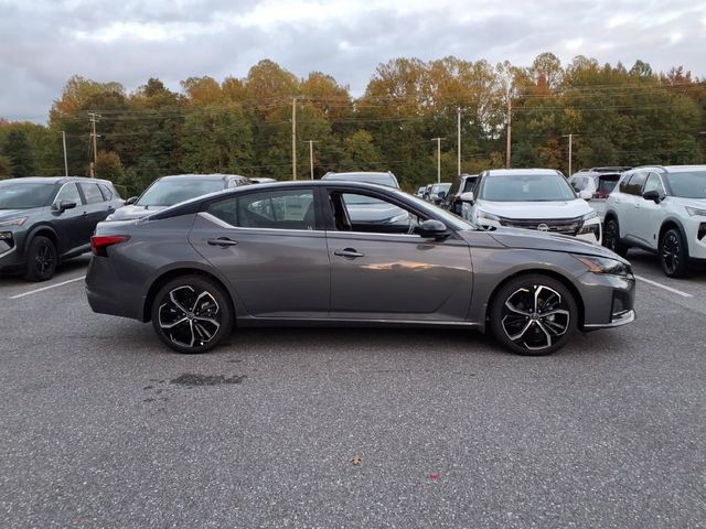 2026 Nissan Altima SR