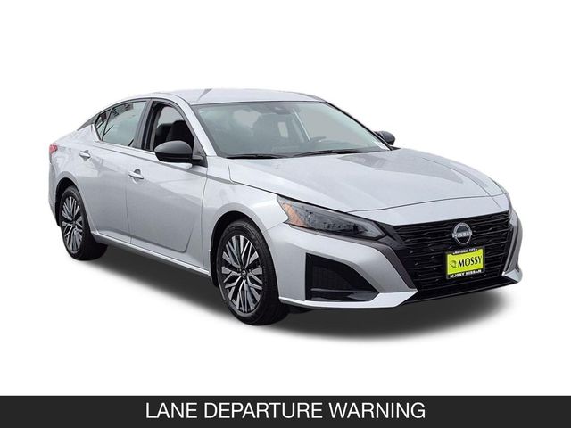 2026 Nissan Altima SV