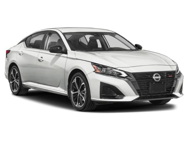 2026 Nissan Altima SR