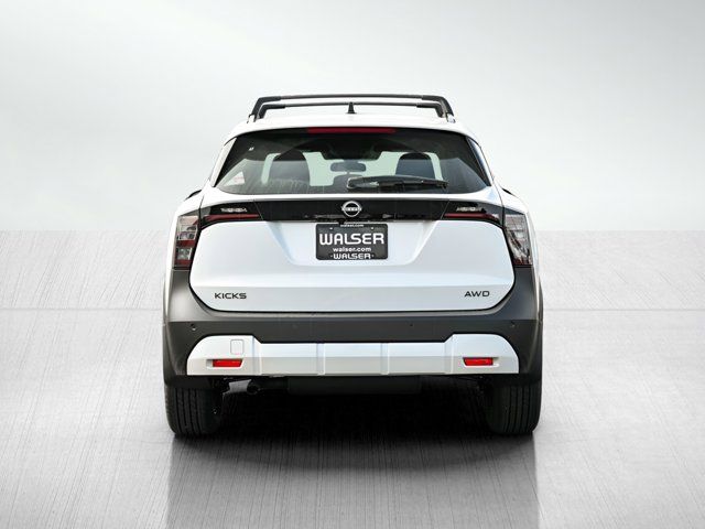 2026 Nissan Kicks SV