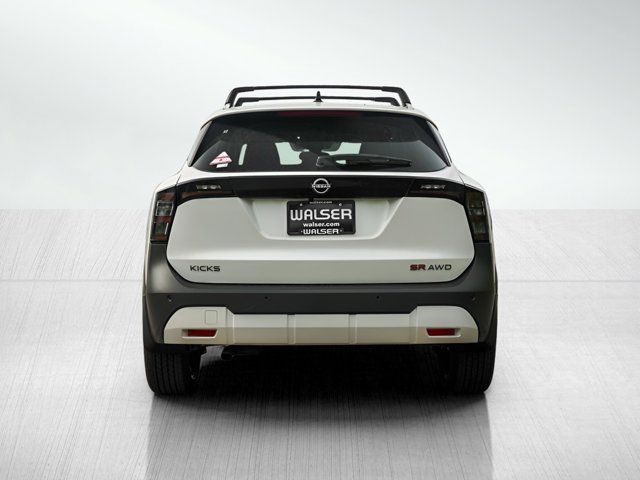 2026 Nissan Kicks SR